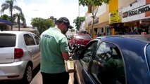 Motociclistas que estacionam em vagas de carros são alvo de operação da Cettrans