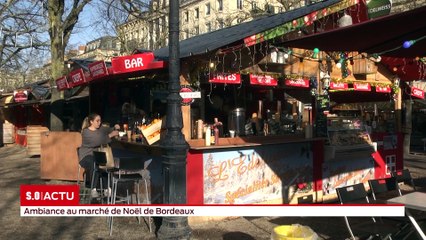 Ambiance au marché de Noël de Bordeaux