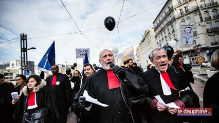 Grenoble - Les avocats manifestent