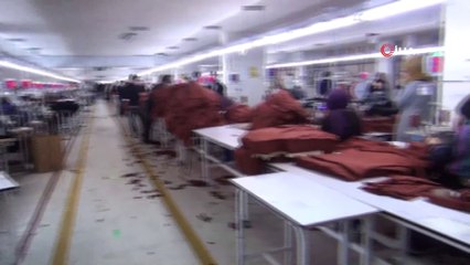 Şiddetli yağış nedeniyle 300 kişilik tekstil atölyesini su bastı