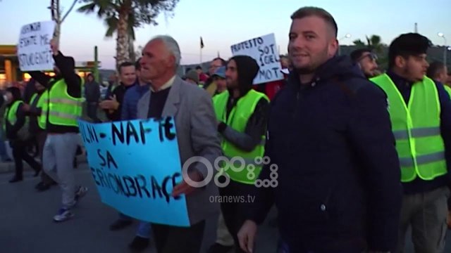 Ora News - Qytetarët zbresin në rrugë, protesta në Bulqizë, Fushë-Krujë, Lushnje e Shkodër