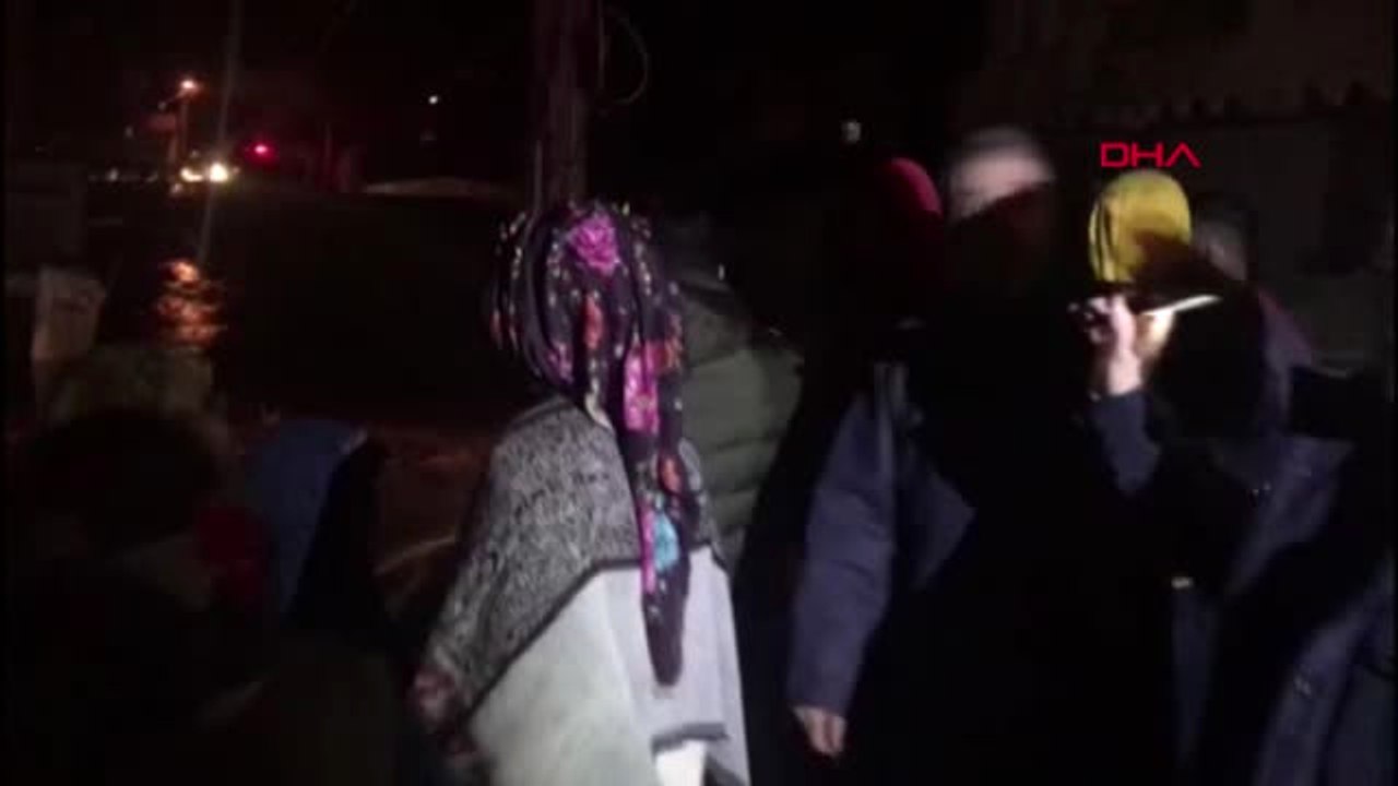 Mardin Kızıltepe'de Dere Taştı, Yollar Göle Döndü