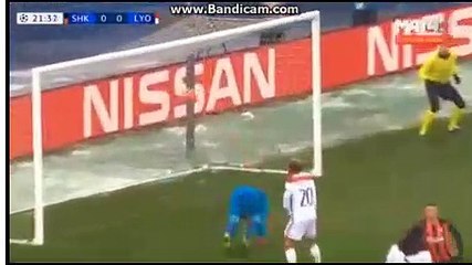 Résumé  Shakhtar Donetsk 1 - 1 OL Lyon but Fekir