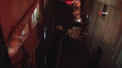 Kağıthane'de Bir Evin Mutfağında Çıkan Yangın Korkuttu: 1 Yaralı