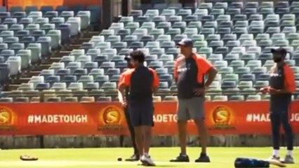 India vs Australia: Team India practices ahead of match | OneIndia News