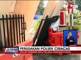 Скачать видео: Polisi Tangkap Salah Satu Pelaku Pengeroyokan TNI di Ciracas