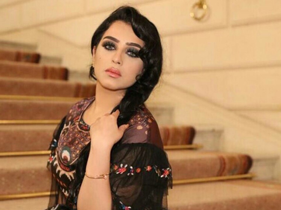 فيديو المهرة البحرينية تثير ضجة باستعراضها لمجوهراتها الفخمة