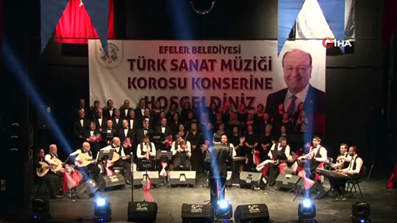 Zeki Müren şarkıları Efeler halkını mest etti