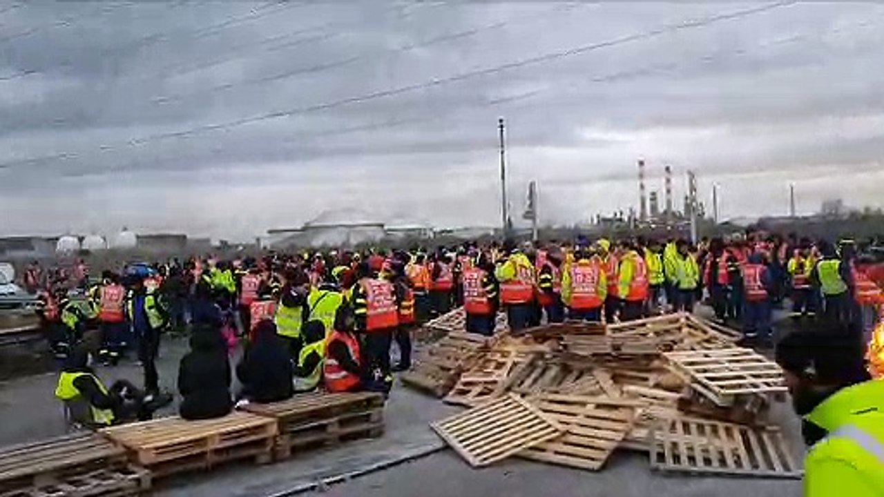 200 personnes bloquent le DPF à Fos pour une durée de 72 heures.