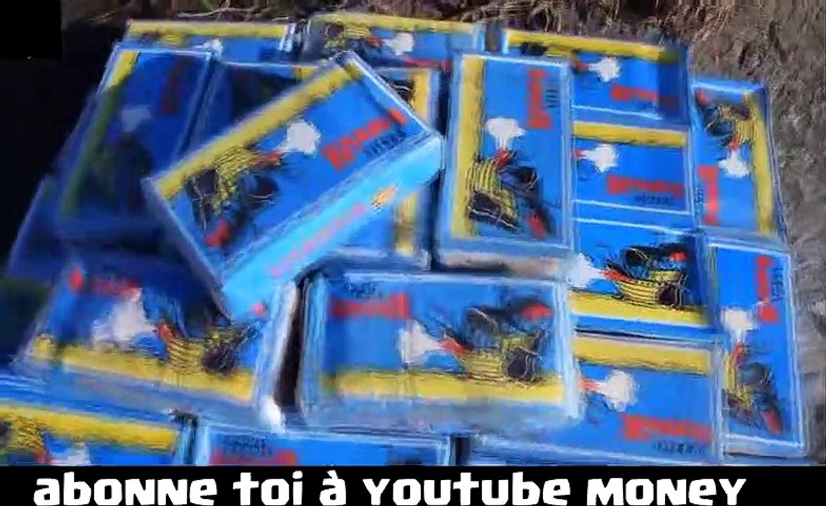 J'EXPLOSE UN PACK DE 17.000 PETARDS AVEC DE LA POUDRE EXPLOSIF !