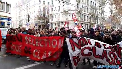 Manifestation des lycéens et étudiants à Lyon le 13 décembre