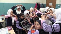 Suriyeli yetim çocuklar AA'nın 'Yılın Fotoğrafları' oylamasına katıldı - HATAY