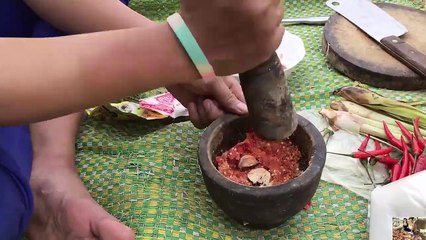 Village Food Factory - Amazing Man is cooking chicken with coke - Country food in my village