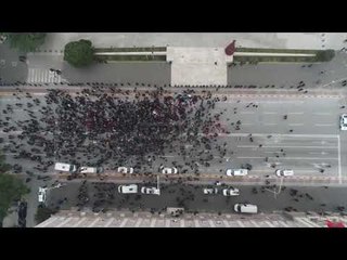 Report TV - Pamjet me dron nga protesta e studentëve para Kryeministrisë