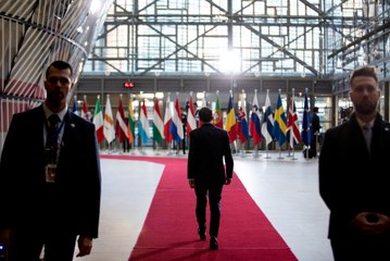 Discours du Président Emmanuel Macron à son arrivée au Conseil européen : zone euro, Brexit et consultations citoyennes