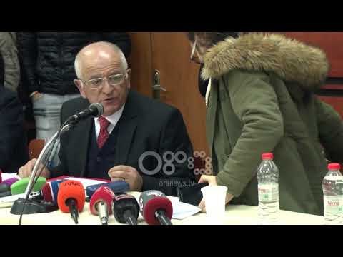 Ora News - Protestë edhe në rrethe, Shkodra me autobusë drejt Tiranës, të tjerë marshim në këmbë