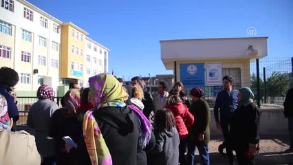 İşitme Engelli Öğrenciye Şiddet İddiasına Alkışlı Tepki