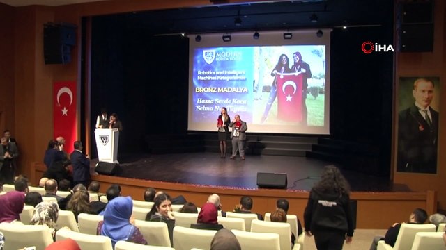 EİSTF 2018 Uluslararası Bilim ve Teknoloji olimpiyatlarından 12 madalya ile dönen öğrenciler için tören düzenlendi