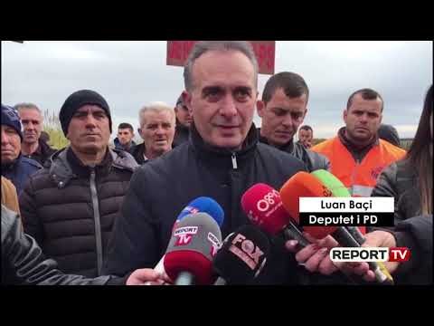Bllokohet rruga Fier-Seman, punonjës dhe banorë kërkojnë fondet nga qeveria
