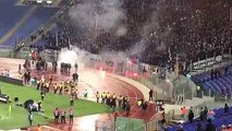 Lazio - Eintracht: lancio fumogeni contro le forze dell'Ordine