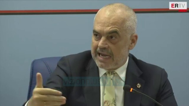 Tarifat: Rama “shfryn” ndaj rektorëve - News, Lajme - Vizion Plus