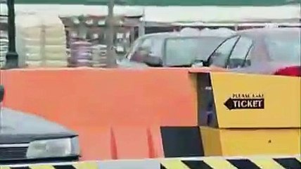 Amazing video of car parking , you cannot to miss it..