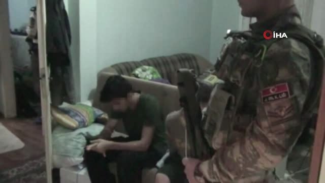 Fetö'nün TSK İçerisindeki Yapılanmasına İlişkin Yürütülen Soruşturmada 4'ü Albay 219 Muvazzaf Asker...