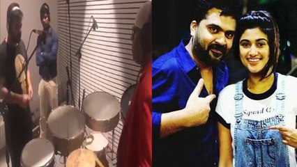 ஓவியாவின் படத்திற்காக வேலை செய்யும் சிம்பு- வீடியோ