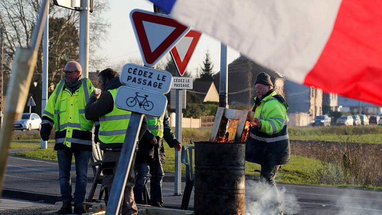 Auch in Paris: Gelbe Westen wollen am 3. Advent weiter protestieren