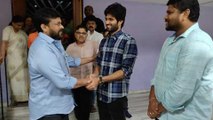 Megastar Chiranjeevi Title For Vijay Devarakonda Movie | Filmibeat Telugu