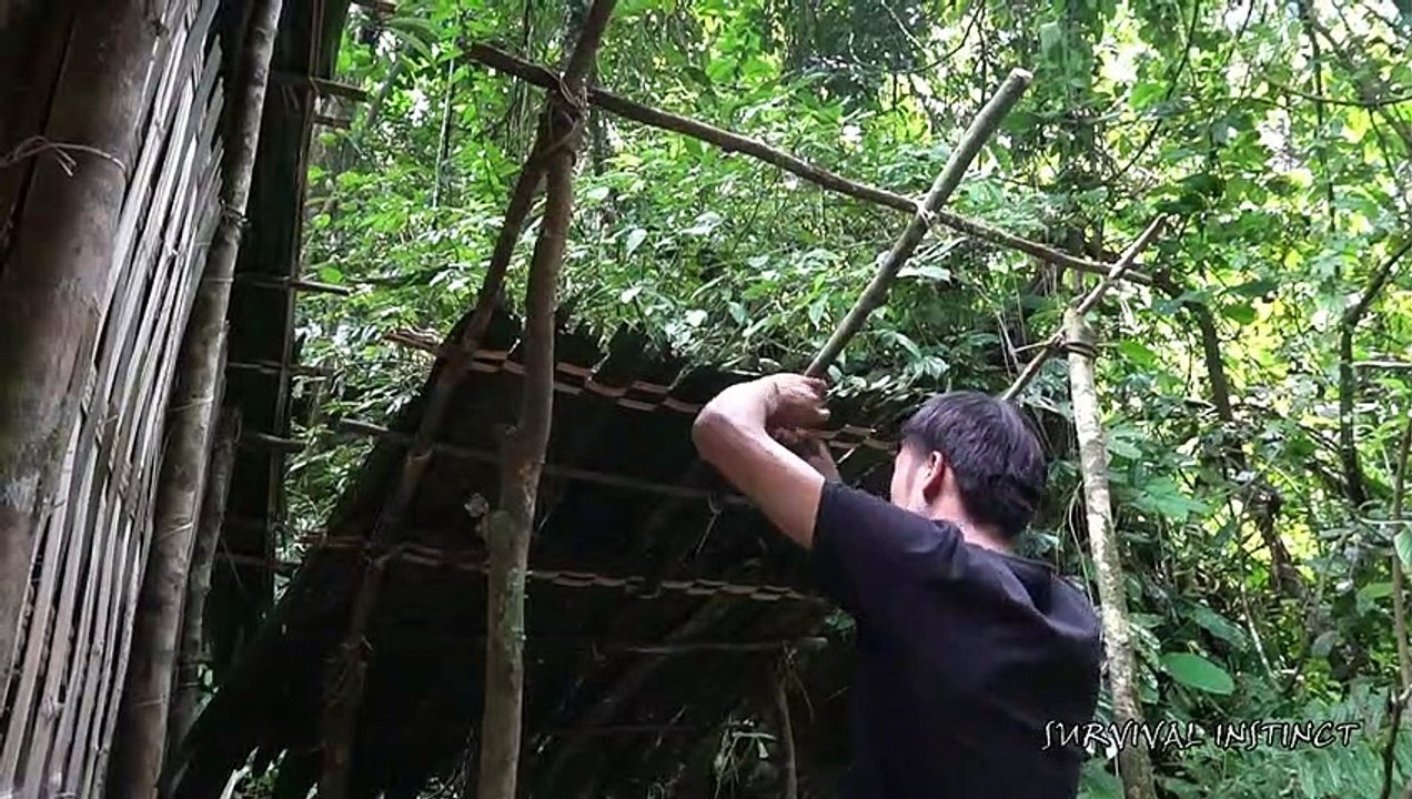 Survival Instinct - Build a firewood storage