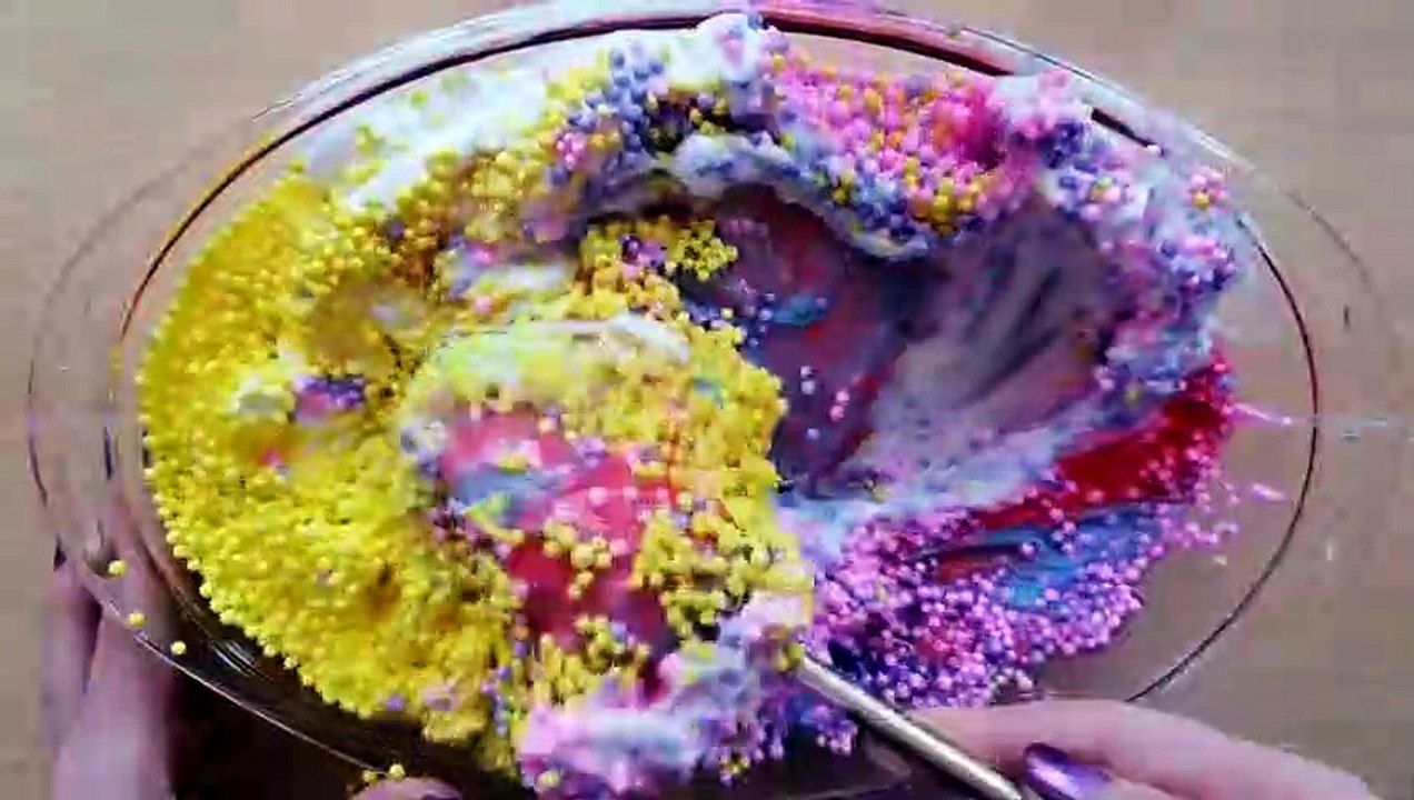Making Slime With Pipping Bags | Satisfy Channel