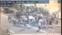 Multidão tenta linchar assaltante em Vila Velha