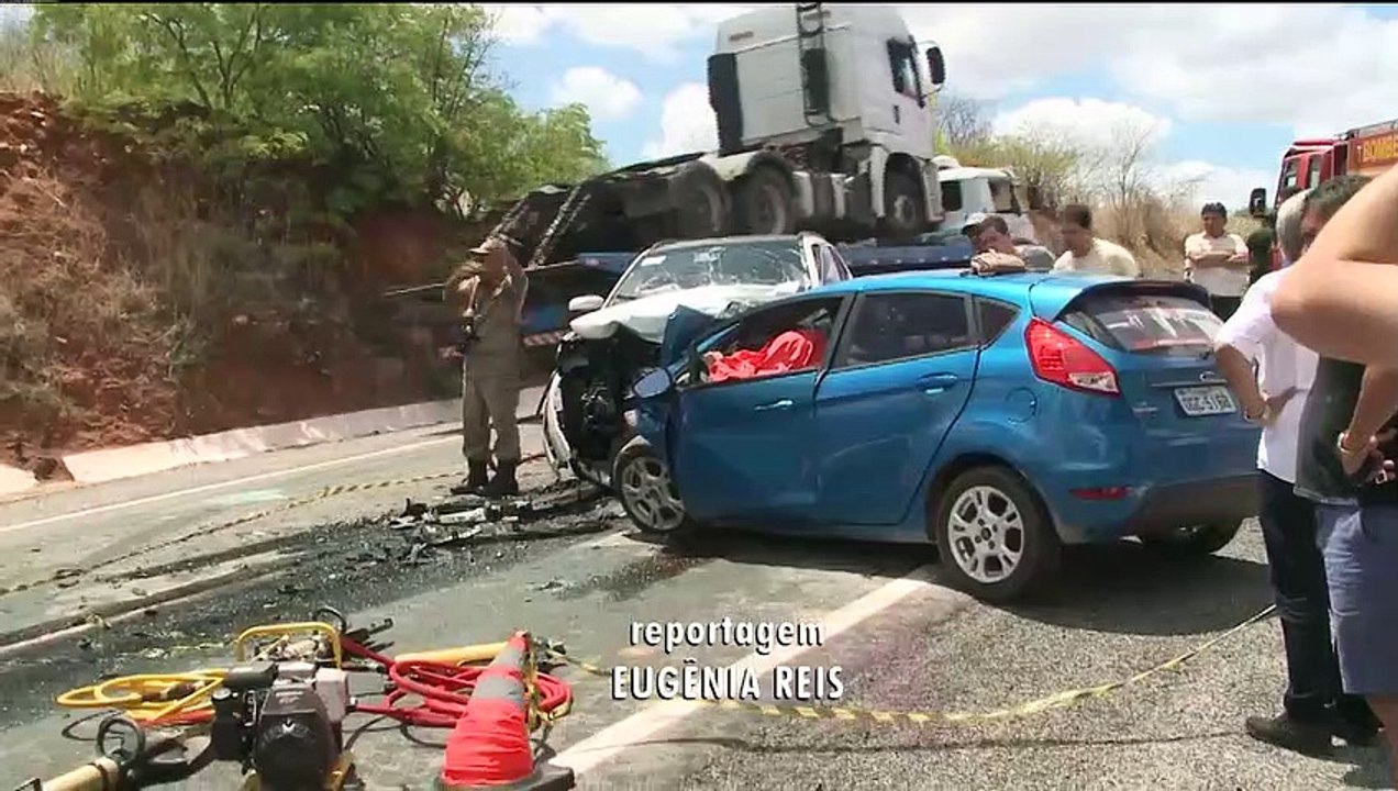 Três pessoas morreram e duas ficaram feridas em acidente no Sertão da Paraíba