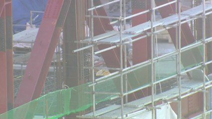 국회 스마트워크센터 공사장 파이프 파열...3명 다쳐 / YTN