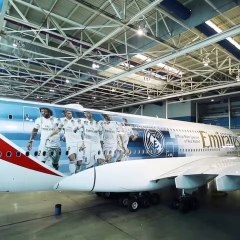 El nuevo avión de Fly Emirates personalizado con los jugadores del Real Madrid