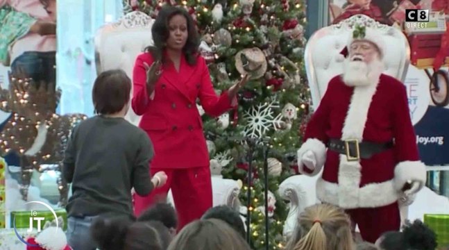 Michelle Obama danse avec le Père Noël - ZAPPING ACTU DU 14/12/2018