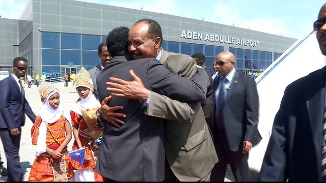 Eritrean leader seeks closer ties in visit to Somalia