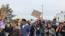 Lycéens, syndicats et Gilets jaunes dans la rue