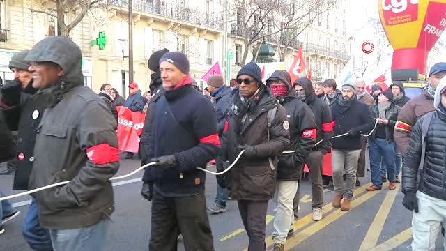 Fransa'da Sarı Yelekliler, Yarın Eylem İçin 5'nci Kez Sokakta Olacak- Strazburg Saldırısına Rağmen...
