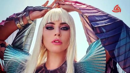 ¡FAMOSOS QUE SUFRIERON BULLYING EN SU INFANCIA!