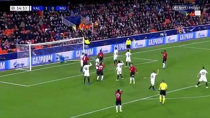 Lénorme raté de Paul Pogba pendant Valence VS Manchester United