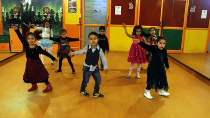 Love is a Waste of Time PK | Aamir Khan | Kids Dance Performance