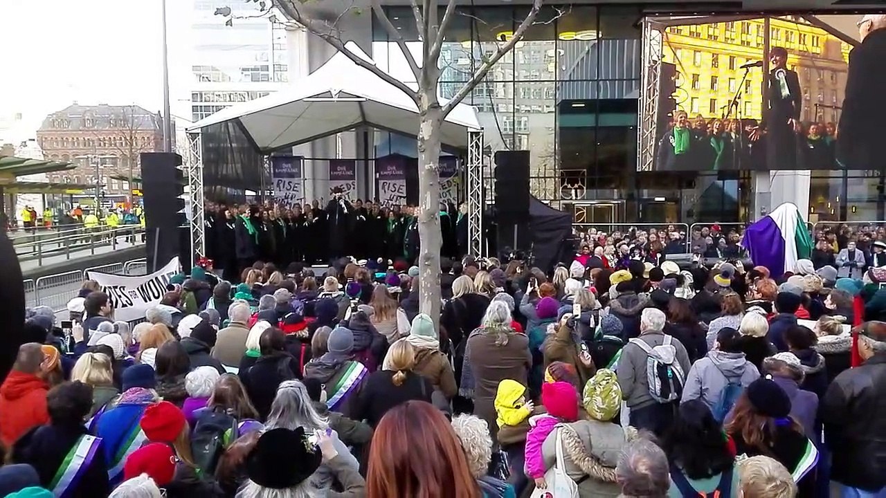 Statue of suffragette Emmeline Pankhurst unveiled in Manchester