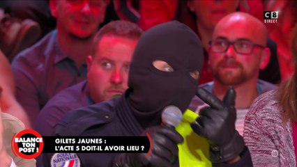 Une policière cagoulée pousse un coup de gueule : Mounir Mahjoubi, lui répond !