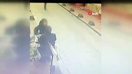 Kafede oturan adamın telefonunu böyle kapkaç yaptı