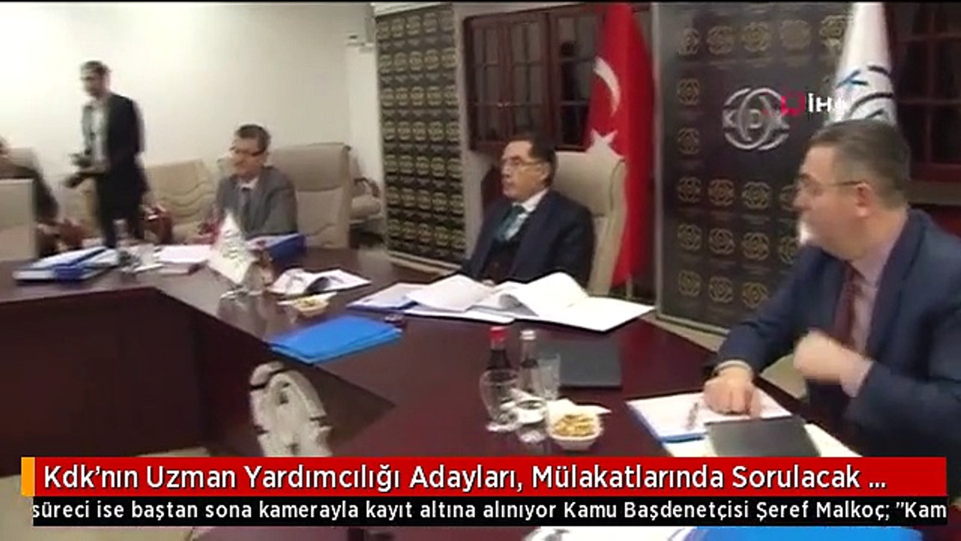 kdk nin uzman yardimciligi adaylari mulakatlarinda sorulacak sorulari fanustan cekerek belirliyor dailymotion video