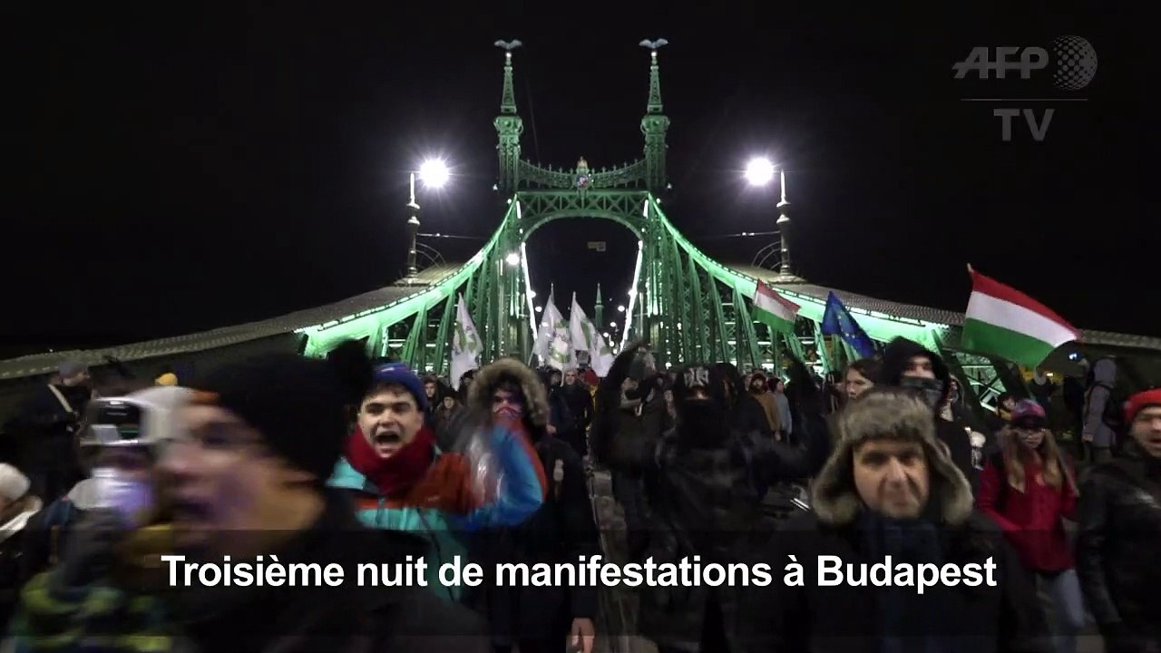 Troisième nuit de manifestations anti-Orban à Budapest