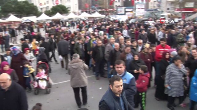 Bağcılar’daki Hamsi Şöleni’nde 5 ton balık dağıtıldı