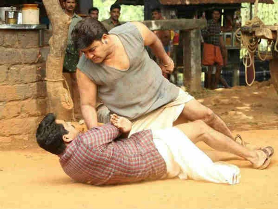 ഹര്‍ത്താലിലും നെഗറ്റീവ് പ്രചാരണത്തിലും കുലുങ്ങാതെ ഒടിയന്‍
